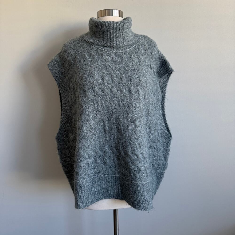 Old Navy Sleeveless Turtleneck Cable Knit Sweater Go Recycled 3X NWT